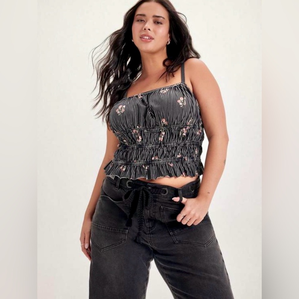 Torrid Festi Black Floral Smocked Crop Cami - Size 3X - NWT! - Picture 3 of 11